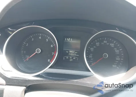 2015 Volkswagen Jetta 1.8T Sport из США, поврежденный, VIN 3VWD17AJ3FM400653